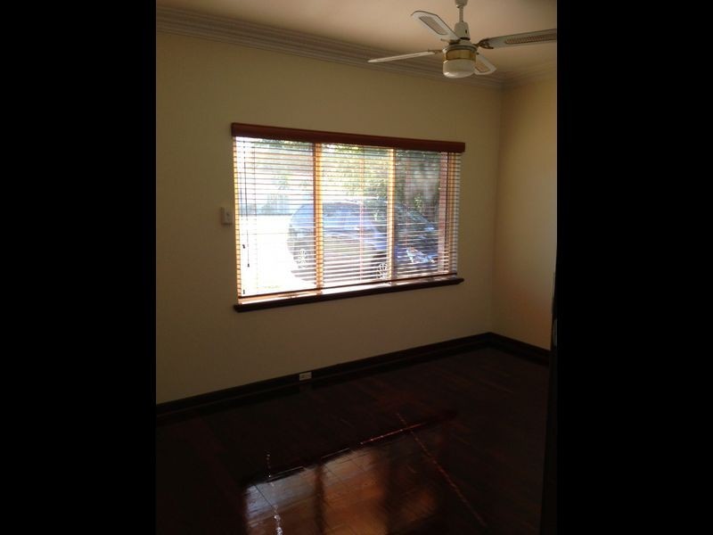 1 Catherine Street, Safety Bay WA 6169