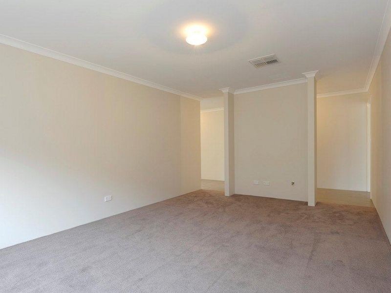 6 Correa Way, Baldivis WA 6171