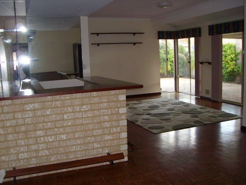 85 La Spezia Drive, Secret Harbour WA 6173