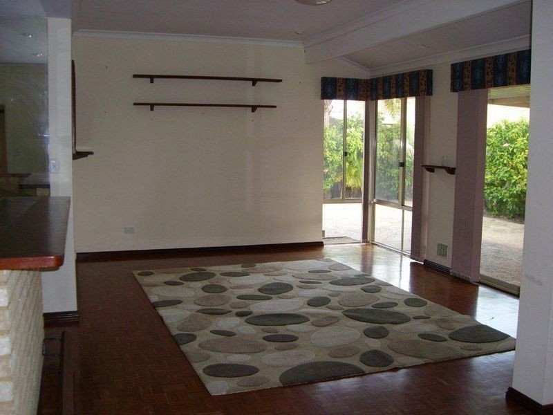 85 La Spezia Drive, Secret Harbour WA 6173