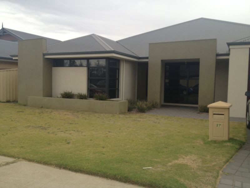 27 Frenchmans Crescent, Secret Harbour WA 6173