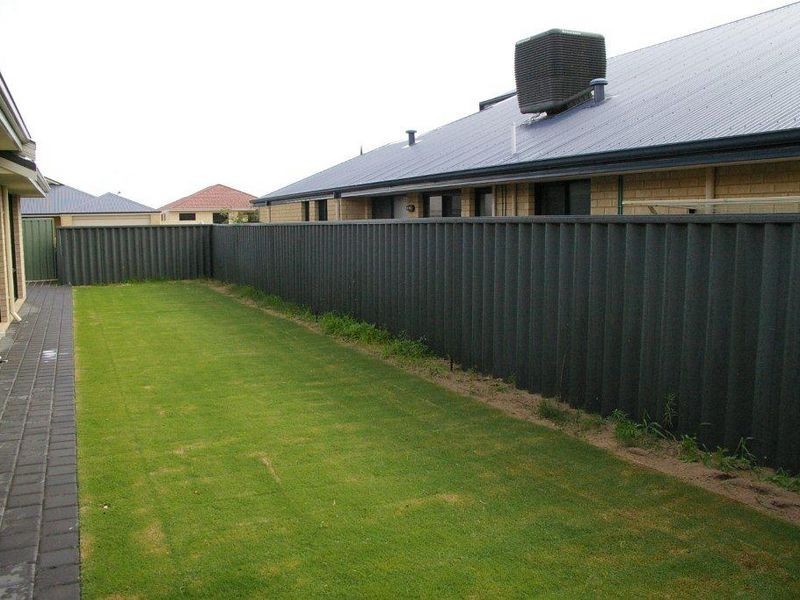 27 Frenchmans Crescent, Secret Harbour WA 6173