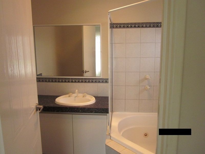 29 Montmatre Green, Port Kennedy WA 6172