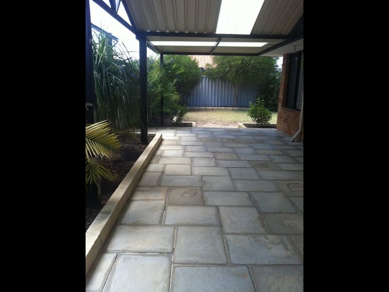 18 Carmana Lane, Warnbro WA 6169