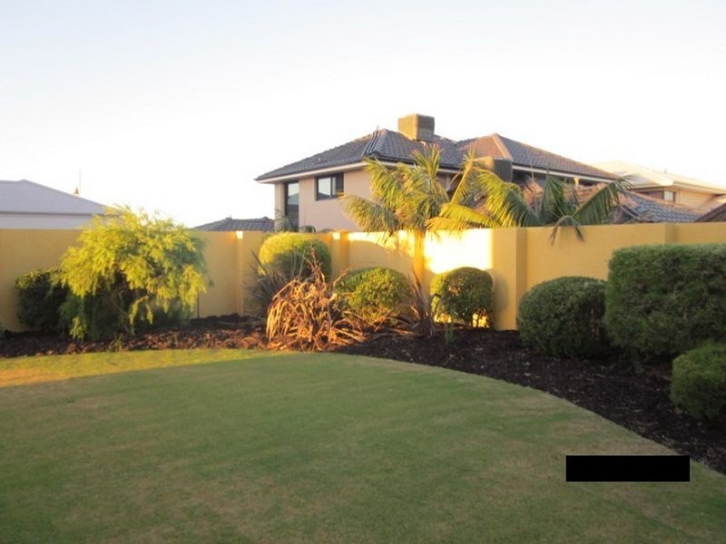 19 Cobblestone Circuit, Secret Harbour WA 6173