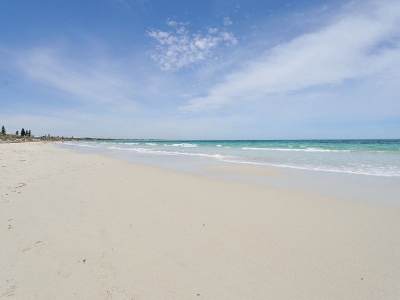 27 Seahaven Street, Safety Bay WA 6169