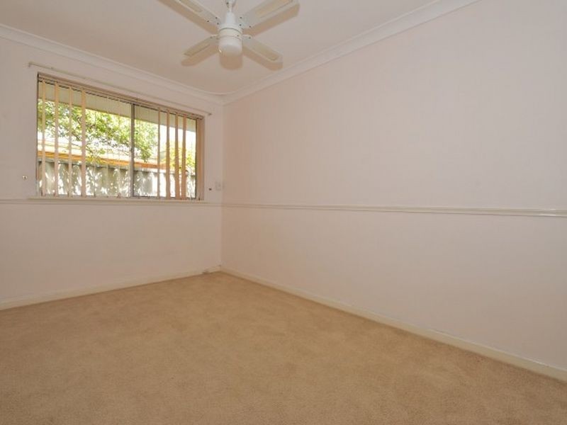 27 Seahaven Street, Safety Bay WA 6169