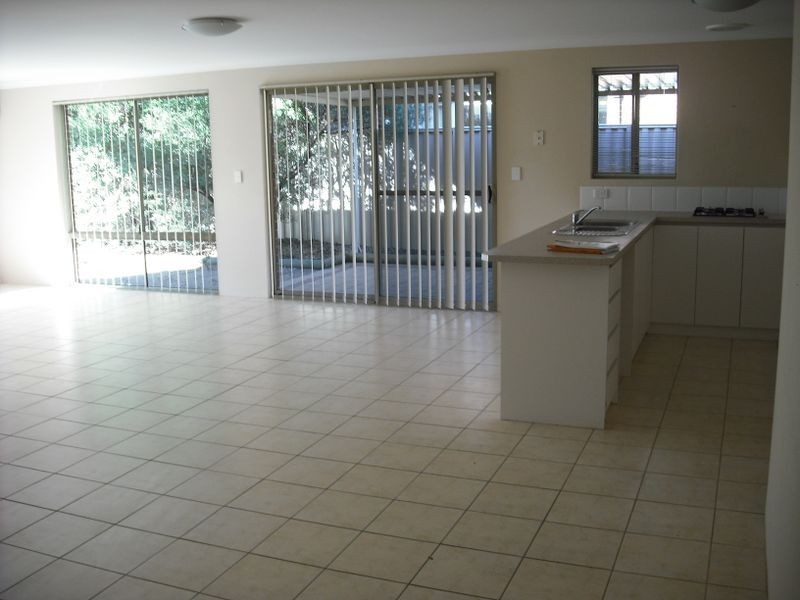 46 Kumarina Drive, Secret Harbour WA 6173