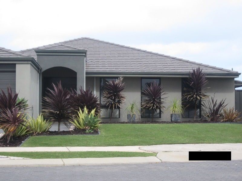 22 Claiborne Road, Secret Harbour WA 6173