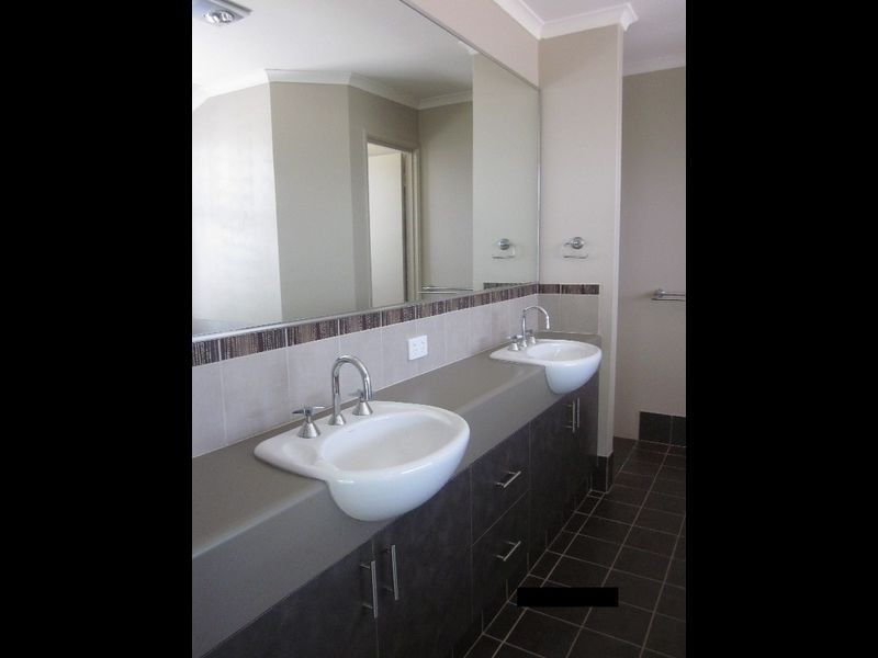 22 Claiborne Road, Secret Harbour WA 6173