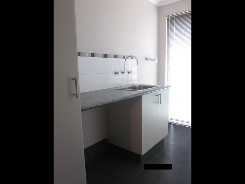 22 Claiborne Road, Secret Harbour WA 6173