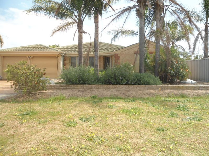 33 Nabberu Loop, Cooloongup WA 6168