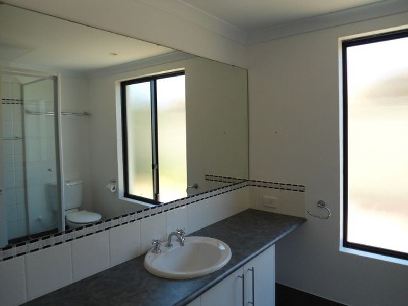 1B Fourth Avenue, Shoalwater WA 6169