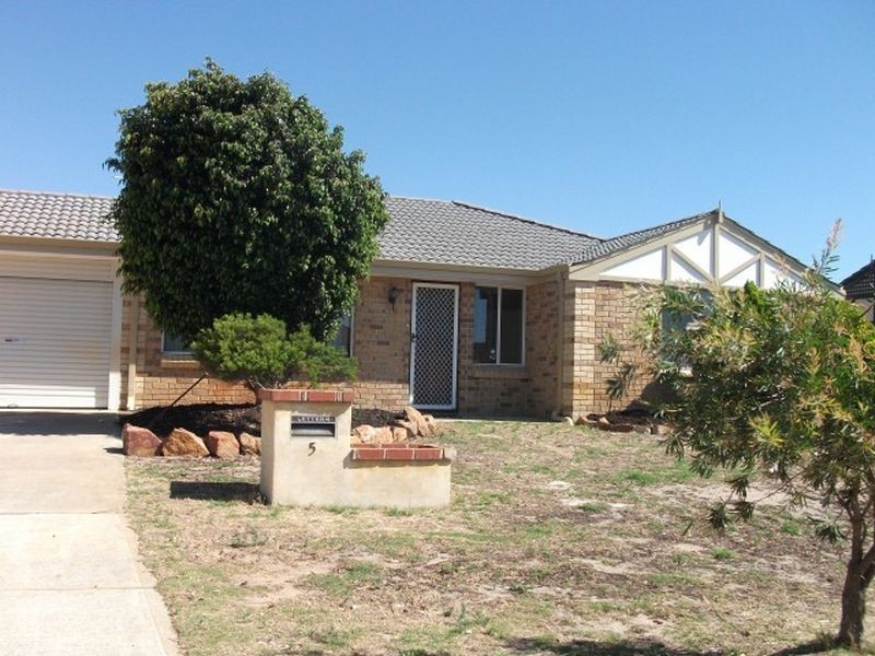 5 Bunda Place, Waikiki WA 6169