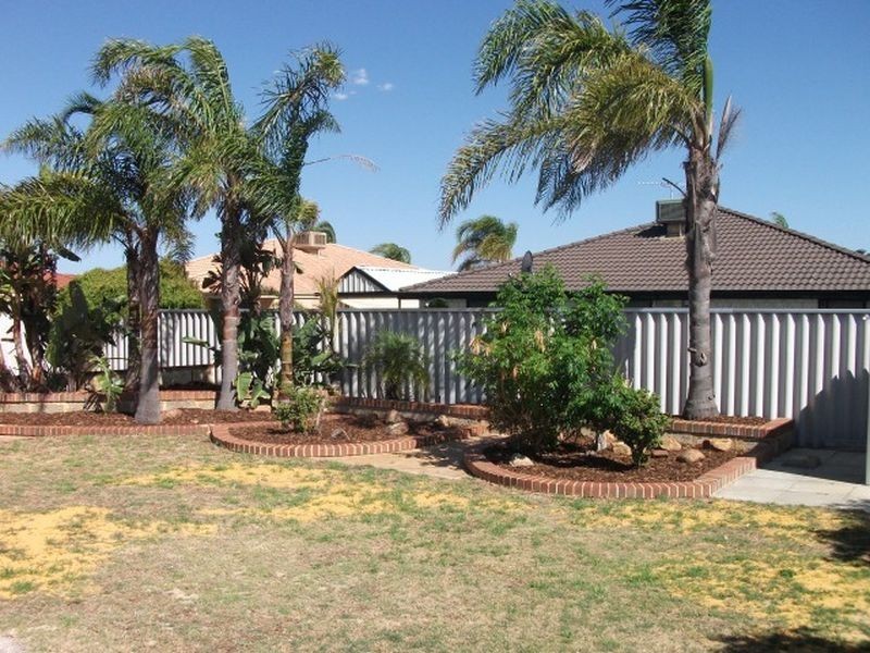 5 Bunda Place, Waikiki WA 6169