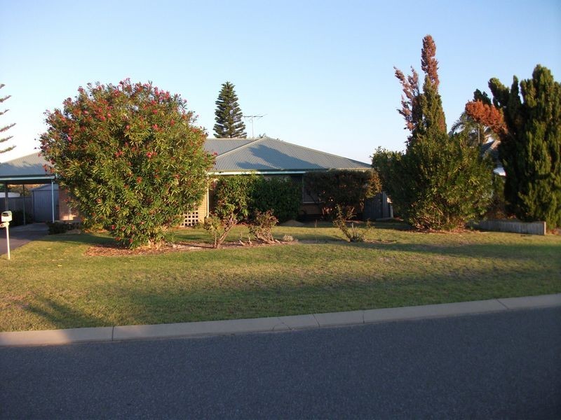 11 Stoner Street, Rockingham WA 6168