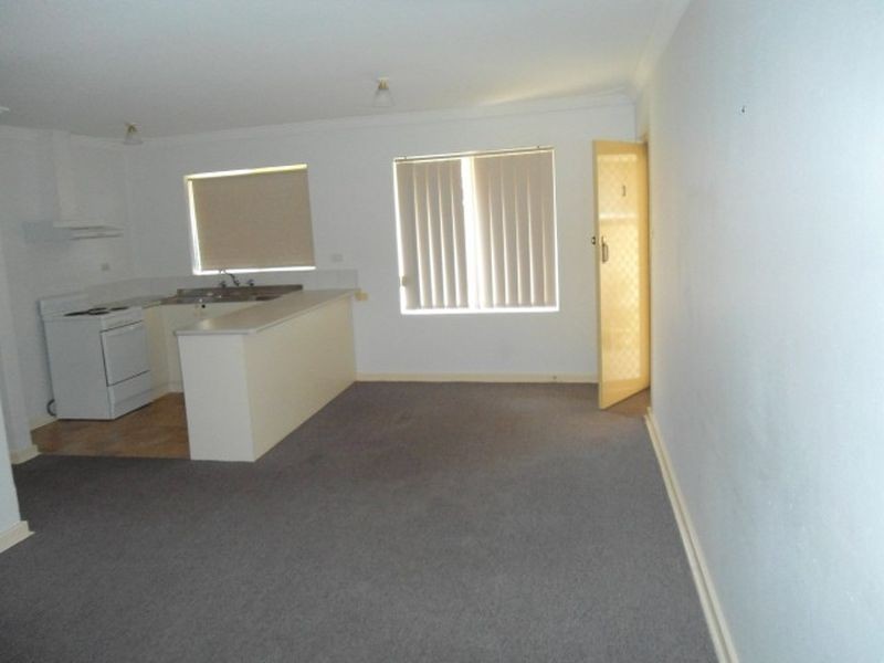 3/5-7 Jecks Street, Rockingham WA 6168