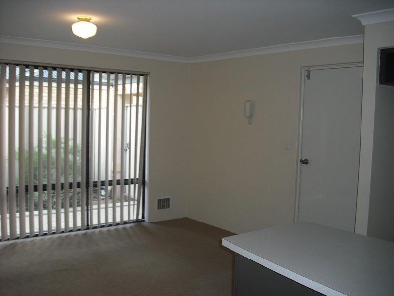 18 Voltaire Way, Secret Harbour WA 6173