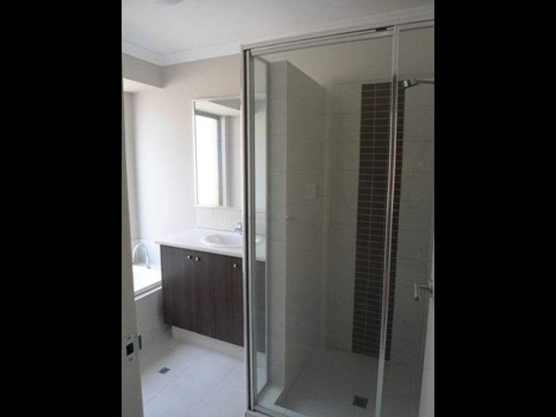 40 Sorrento Turn, Secret Harbour WA 6173