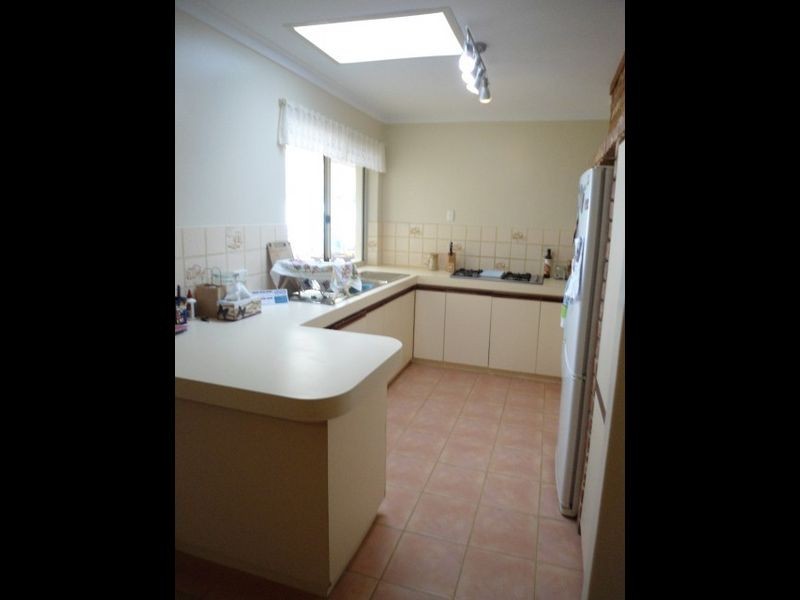 25 Okehampton Road,, Warnbro WA 6169