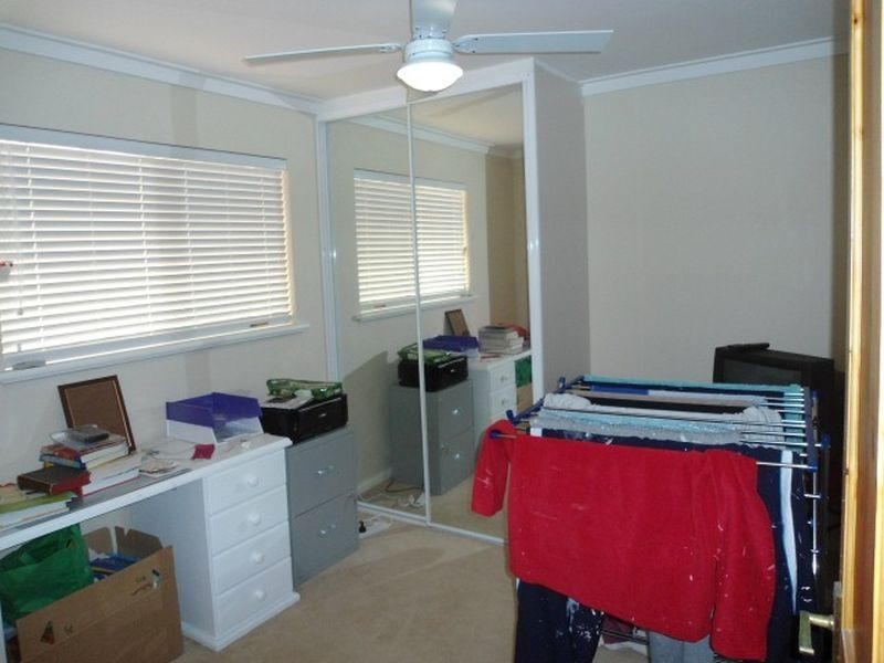 25 Okehampton Road,, Warnbro WA 6169