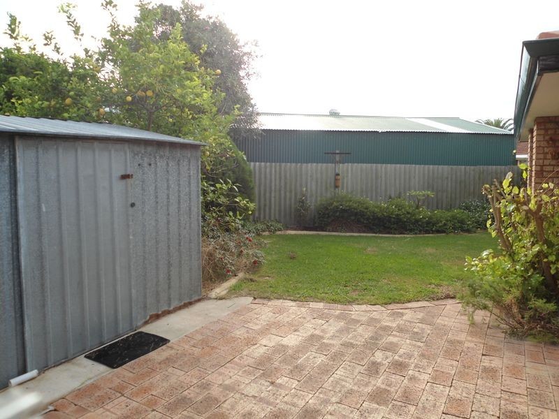 31 Lynda Crescent, Cooloongup WA 6168