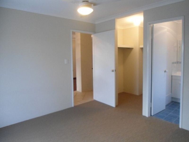 15 Jean Pierre Drive, Warnbro WA 6169