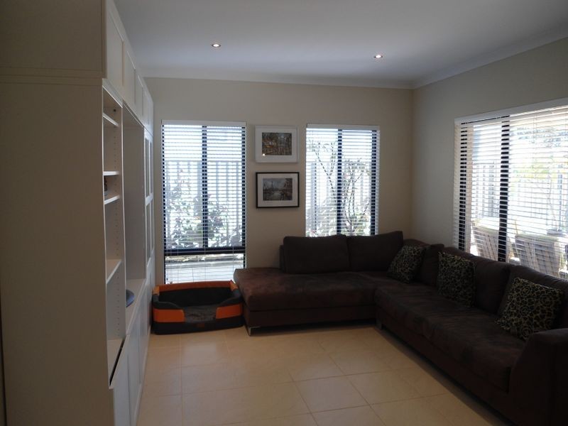 15 Wallingford Crescent, Wellard WA 6170