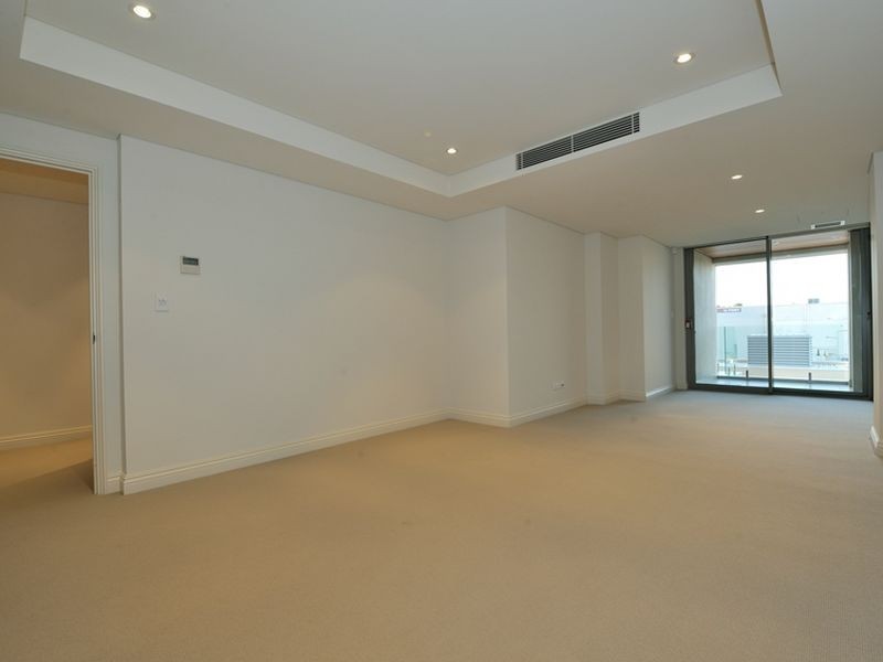 5/3 Rockingham Beach Road, Rockingham WA 6168