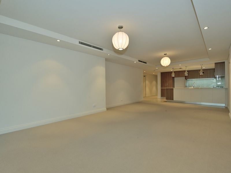 6/3 Rockingham Beach Road, Rockingham WA 6168