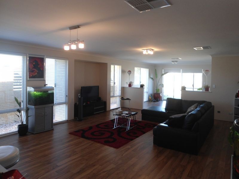 18 Rubens Circuit, Baldivis WA 6171