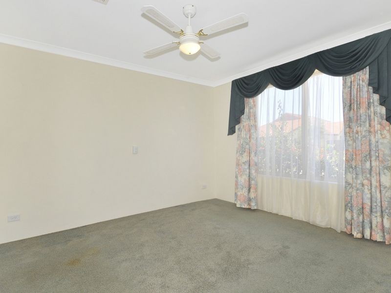 35 Brindabella Avenue, Rockingham WA 6168