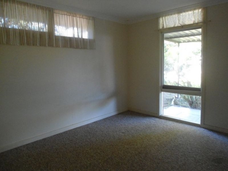 11 Malbeling Close, Hillman WA 6168