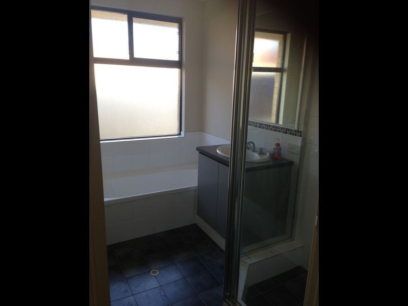 15 Bogue Way, Port Kennedy WA 6172