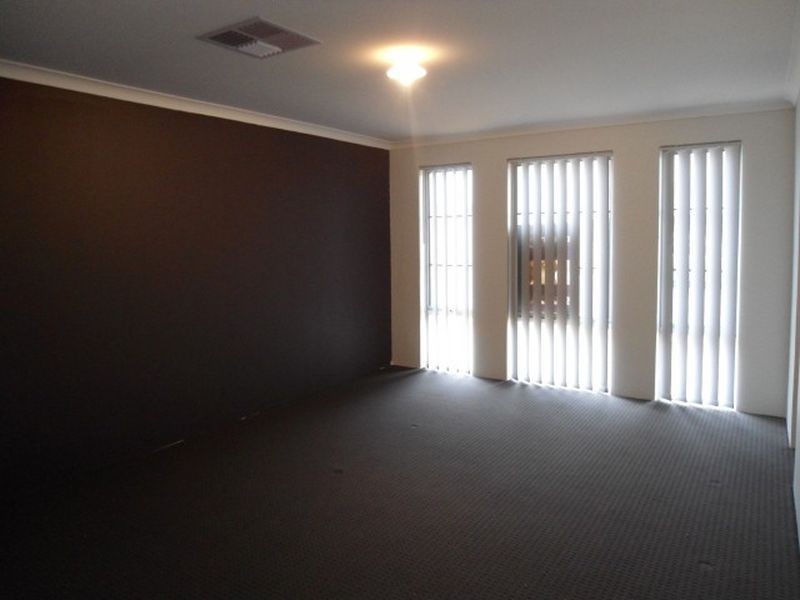 19 Spinifex Road, Baldivis WA 6171