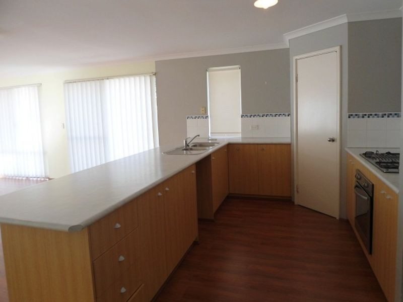 5 Dupuy Way, Secret Harbour WA 6173