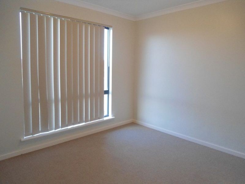 22 Indee Pass, Secret Harbour WA 6173