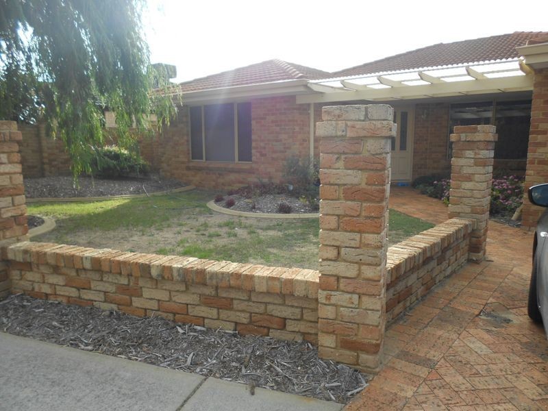 70 La spezia Drive, Secret Harbour WA 6173