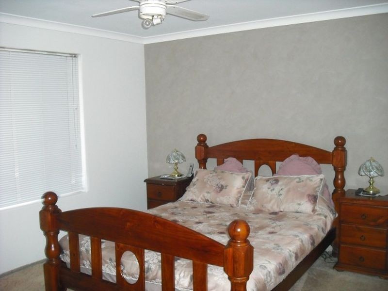 70 La spezia Drive, Secret Harbour WA 6173