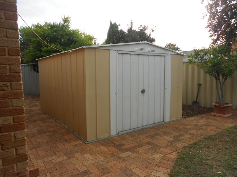 70 La spezia Drive, Secret Harbour WA 6173