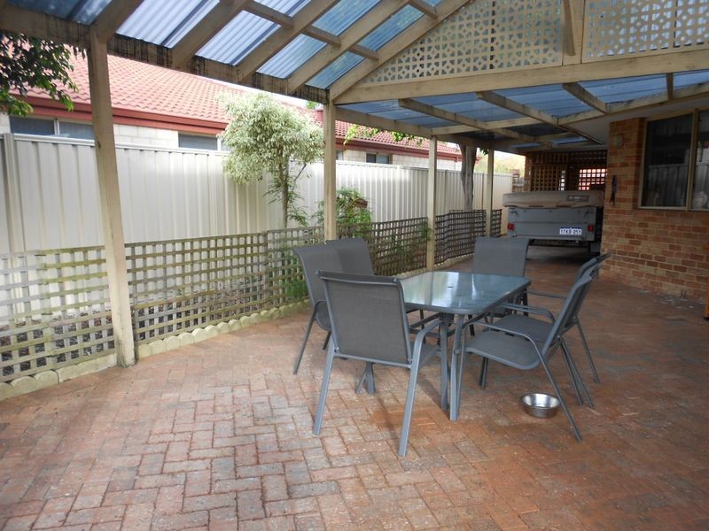 70 La spezia Drive, Secret Harbour WA 6173