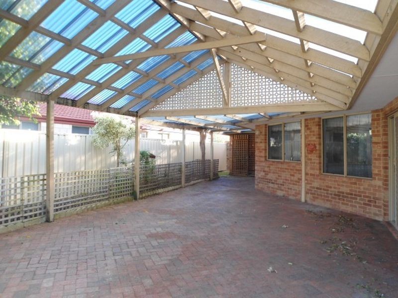 70 La Spezia Drive, Secret Harbour WA 6173