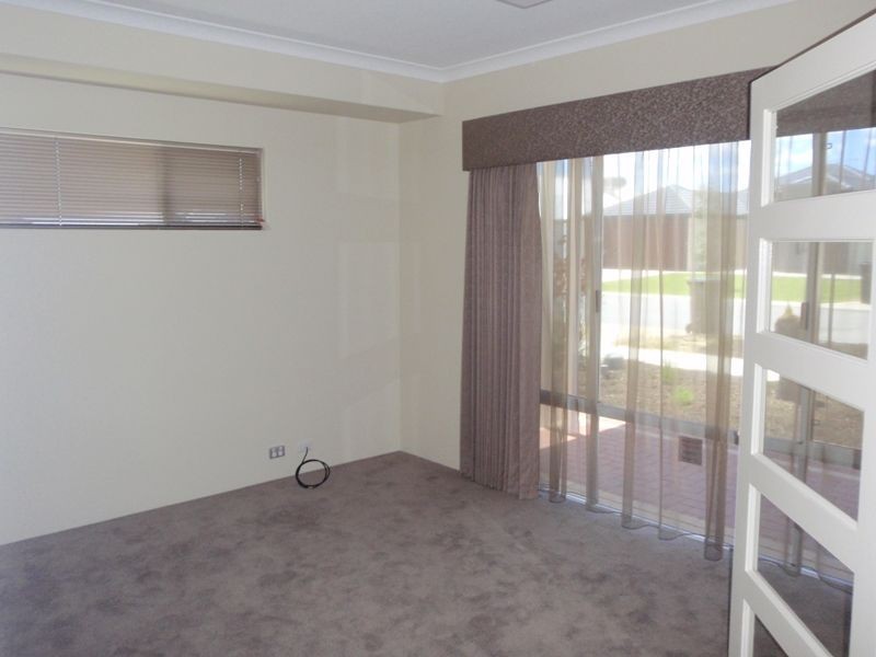 12 Zenith Turn, Baldivis WA 6171