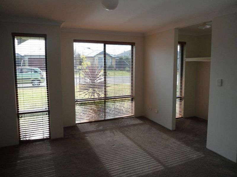 9 Songlark Court, Baldivis WA 6171