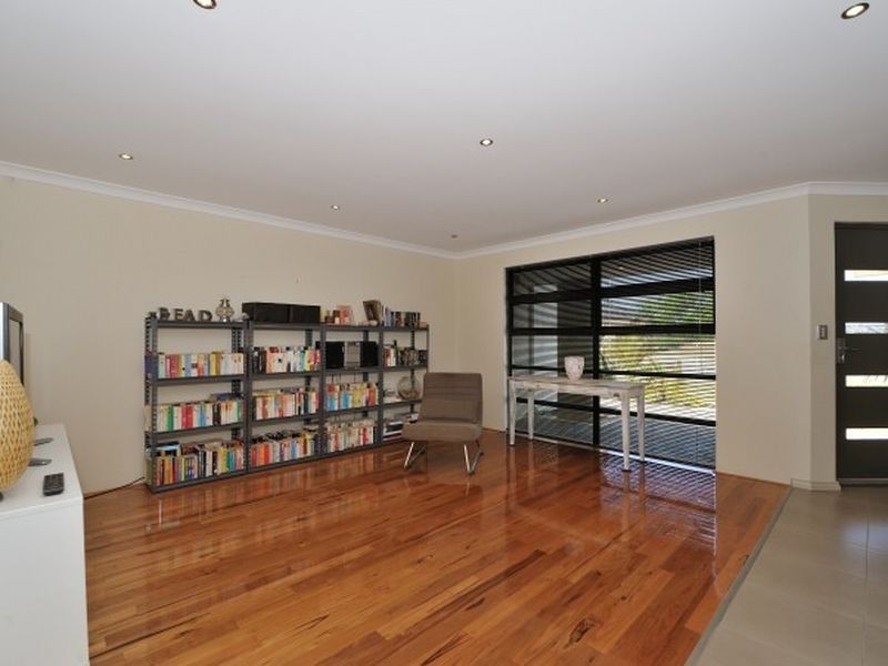 54 Marlin Way, Singleton WA 6175