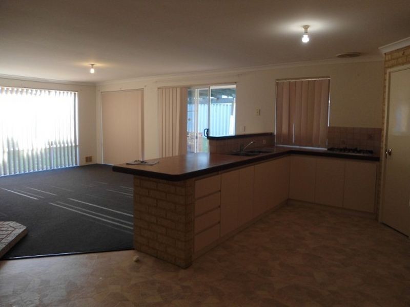 94 Grand Ocean Boulevard, Port Kennedy WA 6172