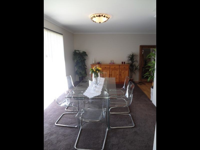 8 Caballo Crt, Safety Bay WA 6169