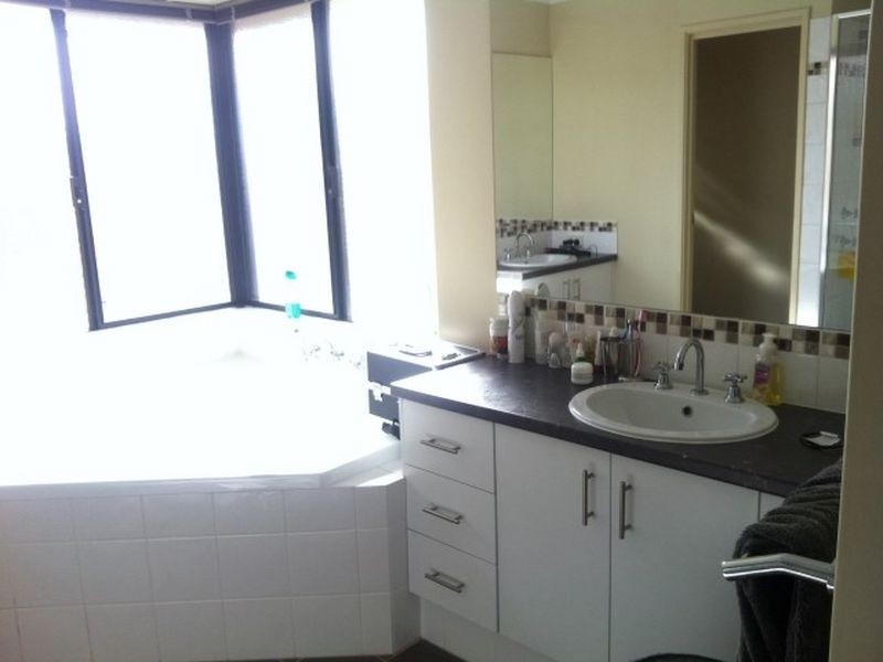 50 Kumarina Drive, Secret Harbour WA 6173