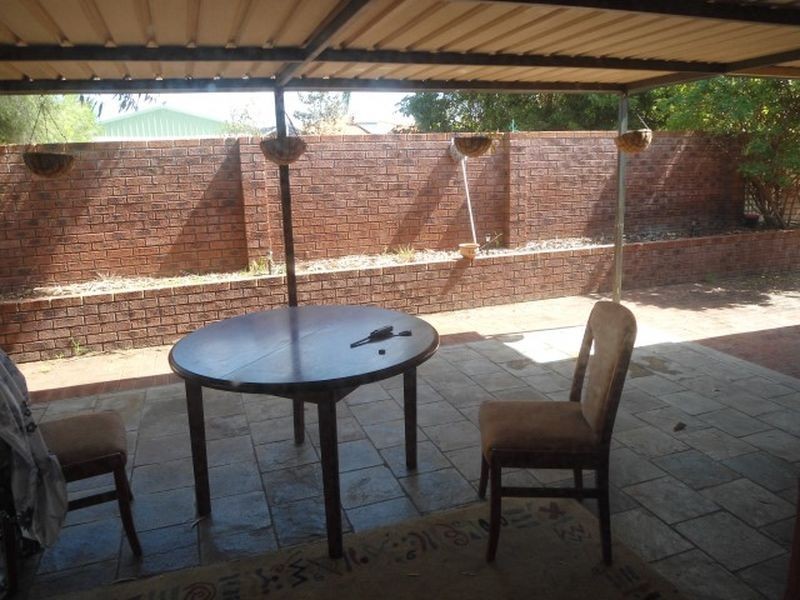 24 Carnegie Loop, Cooloongup WA 6168