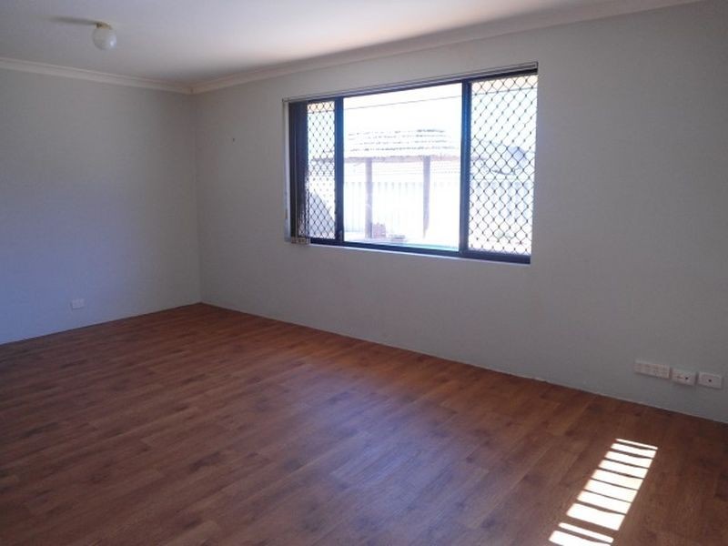 5 Wirrah Way, Warnbro WA 6169